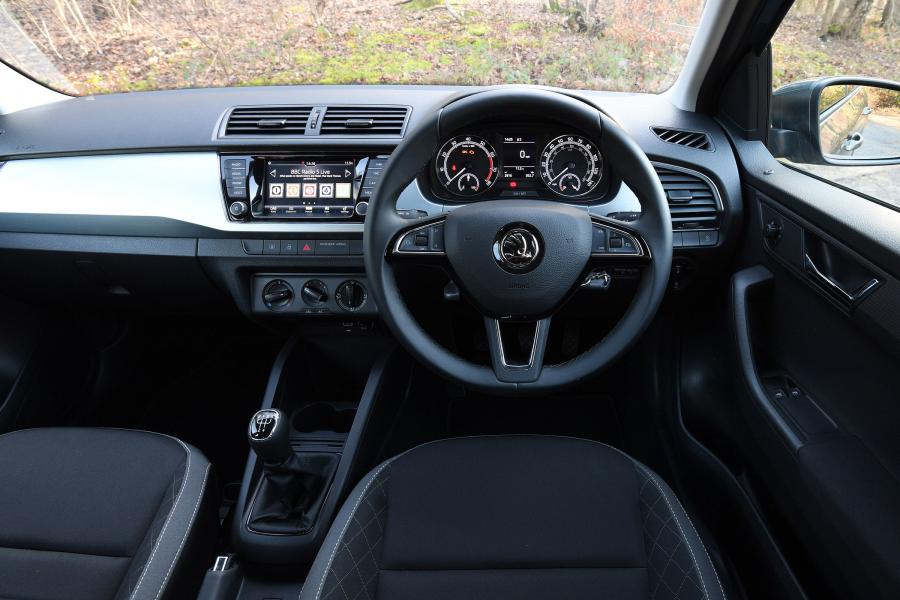 Торпедо Skoda Fabia (NJ) 2018 года  (UK) (фото 14 из 24)